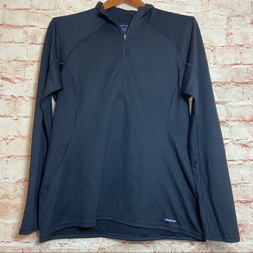 Women’s Patagonia Capilene Mid-weight base layer